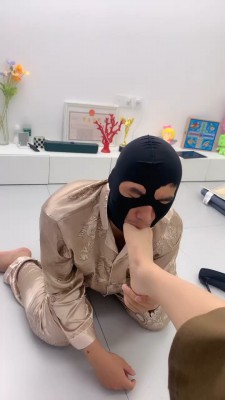 图片[7]_【术术S】骑马/裸足踢踹踩踏/脚耳光 bf27119_HD绳艺资源