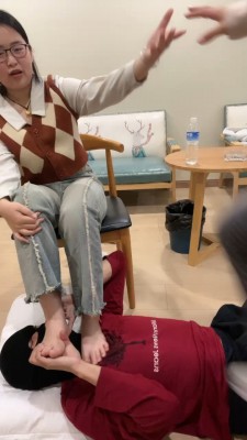 图片[7]_【学生双主s】双S-运动鞋全体重踩踏/喝圣水 bf27057_HD绳艺资源