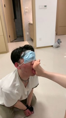 图片[12]_【甜甜S】双S精神小妹皮鞋黑丝+白袜辱/脚底喂食遛狗/喝圣水 bf27097_HD绳艺资源