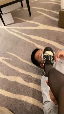 图片[3]_【misiter】夜跑后原味鞋袜气味羞辱/喂口水/全体重踩.脚抽耳光 bf27037_HD绳艺资源