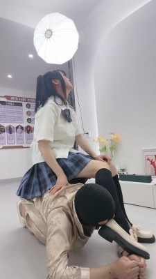 图片[9]_【兔兔酱】洛丽塔S皮鞋及膝袜-骑马踩踏/腿绞窒息耳光/踩踏 bf27041_HD绳艺资源