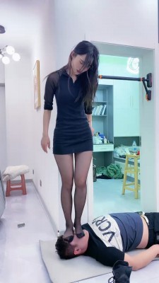 图片[9]_【麋鹿银儿】开发素人车模-短靴黑丝跳踩/转胯遛狗/长腿诱惑 bf27021_HD绳艺资源