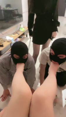 图片[9]_【晚晚S】素人闺蜜入圈-黑丝恋足/转胯遛狗/裸足深喉/虐乳/脚耳光 bf27023_HD绳艺资源