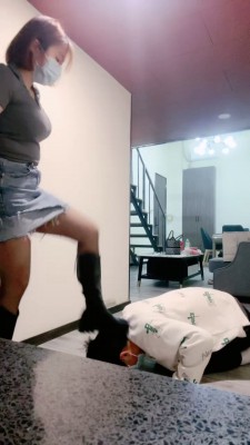 图片[2]_【西西小主】反绑虐-长靴提档/鞋底踩狗舌头/舔多双脏鞋底/喝圣水 bf26960_HD绳艺资源