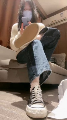 图片[2]_【小痴】帆布鞋丝袜脚气味羞辱 bf27453_HD绳艺资源