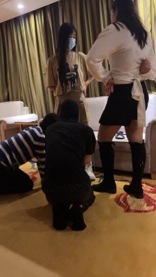 图片[4]_【伊妮】双S-骑马轮流耳光/训练闻臭脚【双视角版】 bf27228_HD绳艺资源