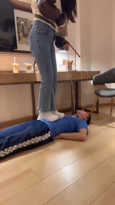 图片[5]_【槿一】女神小白鞋白棉袜碾压踩踏【双视角版】 bf27293_HD绳艺资源