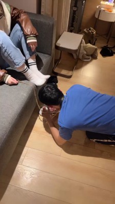 图片[12]_【槿一】女神小白鞋白棉袜碾压踩踏【双视角版】 bf27293_HD绳艺资源