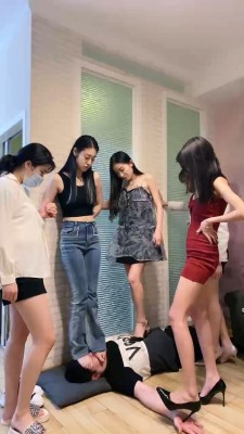 【麋鹿银儿】推荐-5S顶颜美女调-全体重跳踩/深喉舔jio bf27483_HD绳艺资源