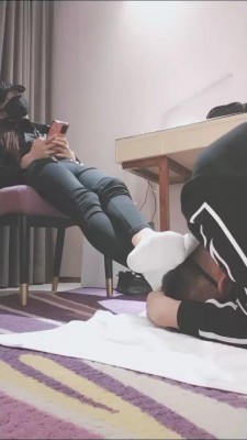 图片[5]_【美娜格格】靴子白袜羞辱-连环耳光白袜脚插嘴 【完整版】bf27422_HD绳艺资源