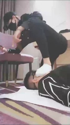 图片[8]_【美娜格格】靴子白袜羞辱-连环耳光白袜脚插嘴 【完整版】bf27422_HD绳艺资源