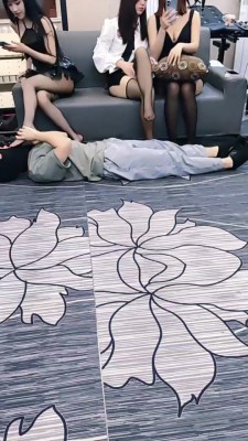 图片[4]_【私人俱乐部】3S首调家奴-训练踩踏/耳光抽【完整版】 bf27259_HD绳艺资源