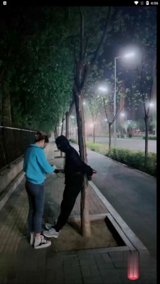 【涵姐】户外吊绑树上虐打狗 bf27151_HD绳艺资源