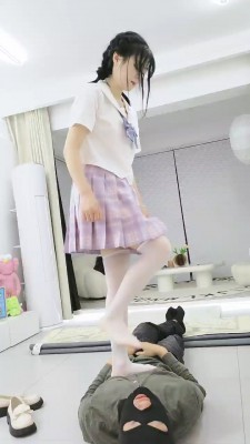 图片[4]_【兔兔】洛丽塔白丝诱惑学长-吃袜子/踩踏裸足插嘴 bf27175_HD绳艺资源