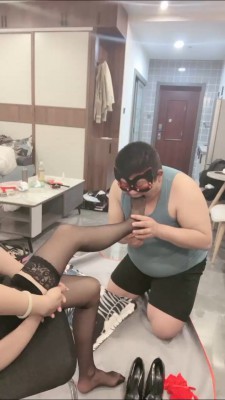 图片[3]_【妮雅】精神小妹裸足踩踏/虐乳/黑丝恋足 bf27178_HD绳艺资源