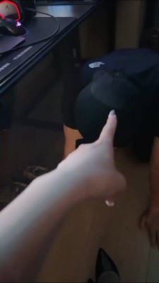 图片[2]_【汐言】网吧包间偷闻鞋子被发现【上】 bf27239_HD绳艺资源