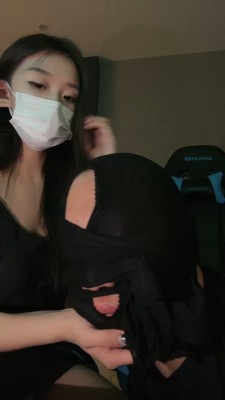 图片[2]_【汐言】网吧包间偷闻鞋子被发现【下】 bf27242_HD绳艺资源