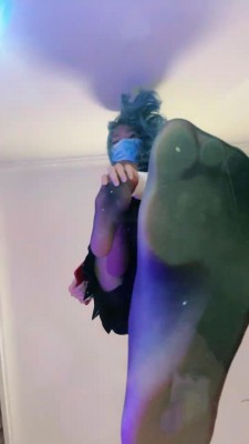 【芃芃大人】女巨人玻璃下视角 bf27248_HD绳艺资源