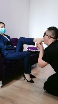 图片[4]_【凌儿女神】女高管虐调圈养狗/踢裆/高跟深喉/手脚耳光/坐脸sp bf27256_HD绳艺资源