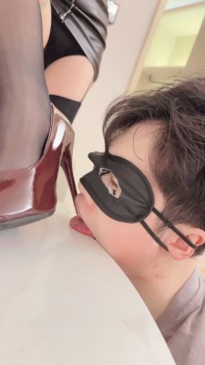 图片[2]_【尤物S】高跟踩舌头/转胯骑马/喂口水 bf27364_HD绳艺资源