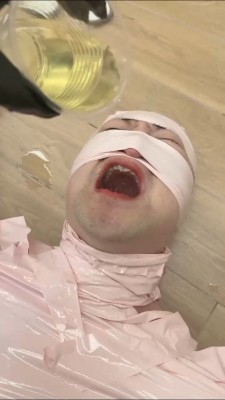 图片[5]_【爆爆】木乃伊-艺术圣水/坐脸窒息/长靴碾压踩 bf27342_HD绳艺资源