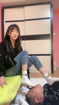 图片[5]_【文文】晨跑回来骑马遛狗/叼棉袜/训练舔脚 bf27309_HD绳艺资源