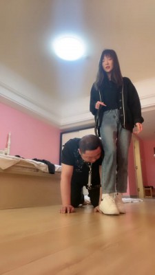 图片[10]_【文文】晨跑回来骑马遛狗/叼棉袜/训练舔脚 bf27309_HD绳艺资源