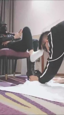 图片[4]_【美娜格格】靴子白袜羞辱-连环耳光白袜脚插嘴 bf27409_HD绳艺资源