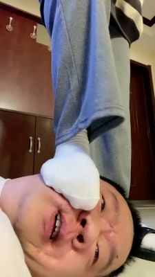 图片[5]_【申小悦】闻超臭白袜/拖鞋碾压/圣水奖励/吃口水 bf27428_HD绳艺资源