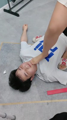 图片[6]_【萝莉糖糖】开发拉丁舞老师-训练/裸足全体重踩踏/遛狗爬行 bf27331_HD绳艺资源