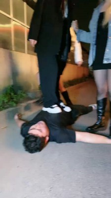 图片[5]_【麋鹿银儿】一群素人户外踩狗/骑马/闻舔臭鞋臭袜jio bf27344_HD绳艺资源