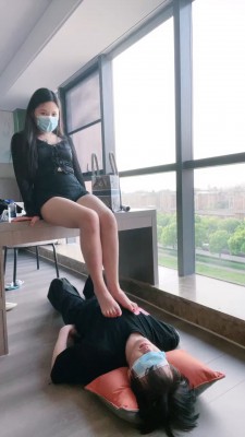 图片[5]_【琪琪大人】桌下视角羞辱/提档/裸足踩踏 bf27324_HD绳艺资源