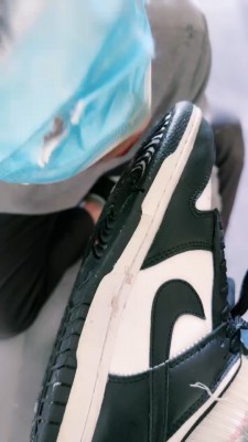 图片[5]_【宫雪大大】脏运动鞋碾压食物喂食/脏鞋底踩狗脸 bf27310_HD绳艺资源