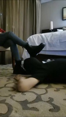 图片[4]_【文文文】素人-闻舔原味棉袜/短靴踩头 bf27296_HD绳艺资源