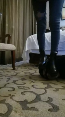 图片[5]_【文文文】素人-闻舔原味棉袜/短靴踩头 bf27296_HD绳艺资源