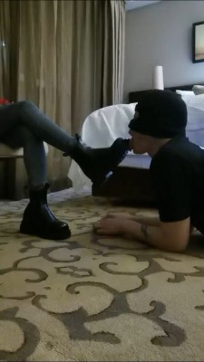 图片[6]_【文文文】素人-闻舔原味棉袜/短靴踩头 bf27296_HD绳艺资源