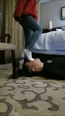 图片[9]_【文文文】素人-闻舔原味棉袜/短靴踩头 bf27296_HD绳艺资源