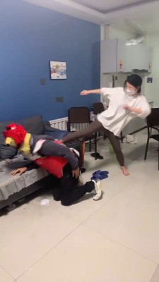 图片[4]_【精神小妹】真实素人跆拳道虐打狗奴 bf27287_HD绳艺资源