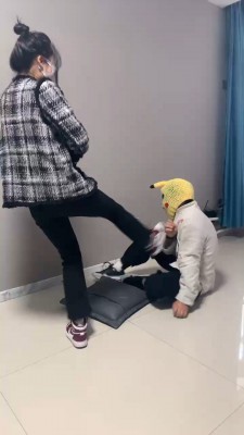 图片[7]_【精神小妹】4S群调群虐-运动鞋棉袜舔/全体重踩踏/提档耳光 bf27265_HD绳艺资源