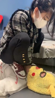 图片[10]_【精神小妹】4S群调群虐-运动鞋棉袜舔/全体重踩踏/提档耳光 bf27265_HD绳艺资源