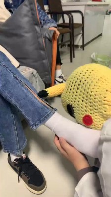 图片[11]_【精神小妹】4S群调群虐-运动鞋棉袜舔/全体重踩踏/提档耳光 bf27265_HD绳艺资源