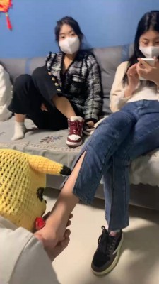 图片[13]_【精神小妹】4S群调群虐-运动鞋棉袜舔/全体重踩踏/提档耳光 bf27265_HD绳艺资源