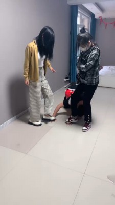 图片[7]_【精神小妹】4S素人学生高难度挑战踢踹/非人虐打/转胯踩踏 bf27267_HD绳艺资源