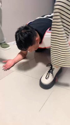 图片[8]_【精神小妹】4S素人学生高难度挑战踢踹/非人虐打/转胯踩踏 bf27267_HD绳艺资源