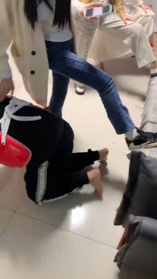 图片[10]_【精神小妹】4S素人学生高难度挑战踢踹/非人虐打/转胯踩踏 bf27267_HD绳艺资源