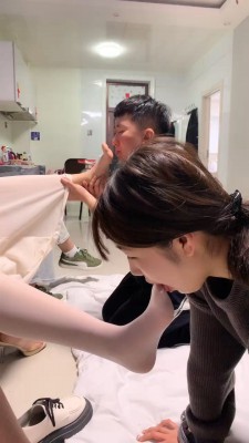 图片[6]_【精神小妹】多学生主首调情侣奴-闻舔原味鞋袜脚/耳光/奴下奴 bf27273_HD绳艺资源