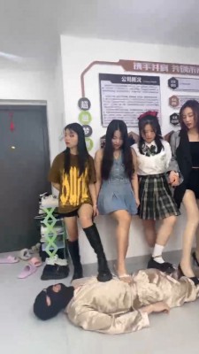 【狗哥】推荐-7S群调-全体重踩踏/转胯/踢踹/原味捂脸/骑马 bf27226_HD绳艺资源