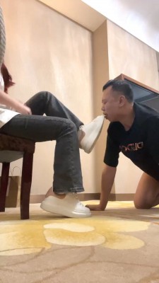 【茶茶S】双S-舔脏鞋臭脚/碾压喂食【双视角版】 bf27639_HD绳艺资源