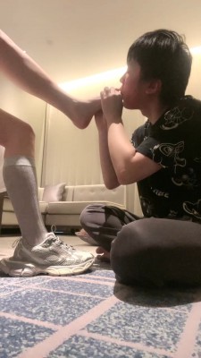 图片[3]_【虫虫】晨跑后原味控制/全体重踩踏 bf27664_HD绳艺资源