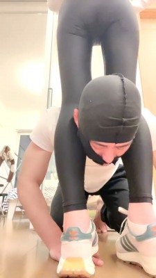 图片[2]_【奈奈生】瑜伽女神运动鞋白袜气味羞辱 bf27619_HD绳艺资源